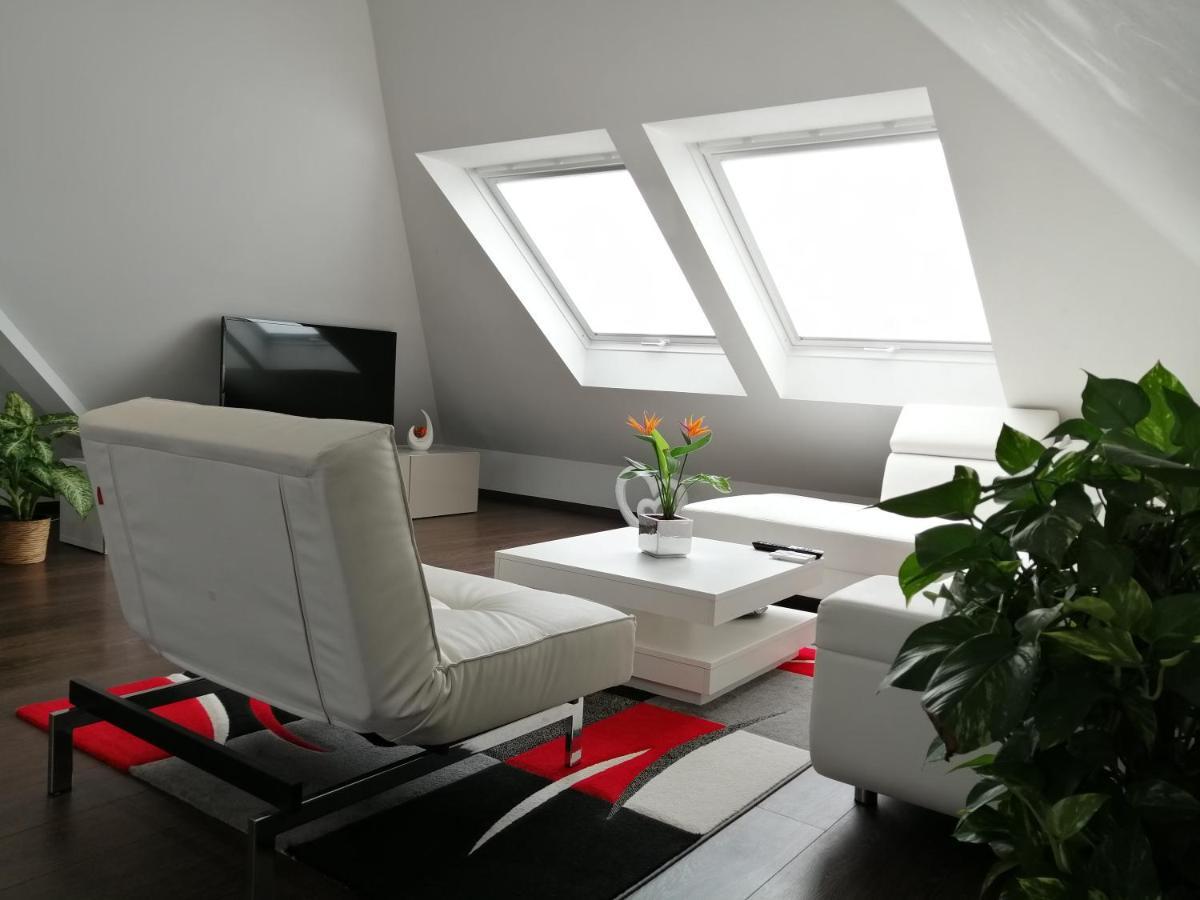 Ruhige Wohnung In Der Naehe Von Frankfurt Kelkheim Exteriér fotografie